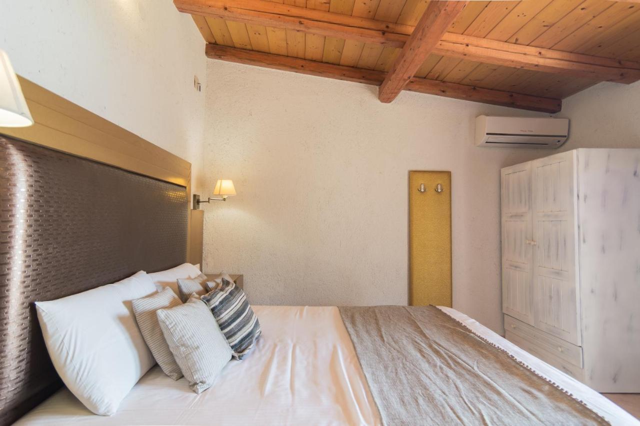Villa Theodora View Apartments Polimnia Агиос Георгиос Пагон Екстериор снимка