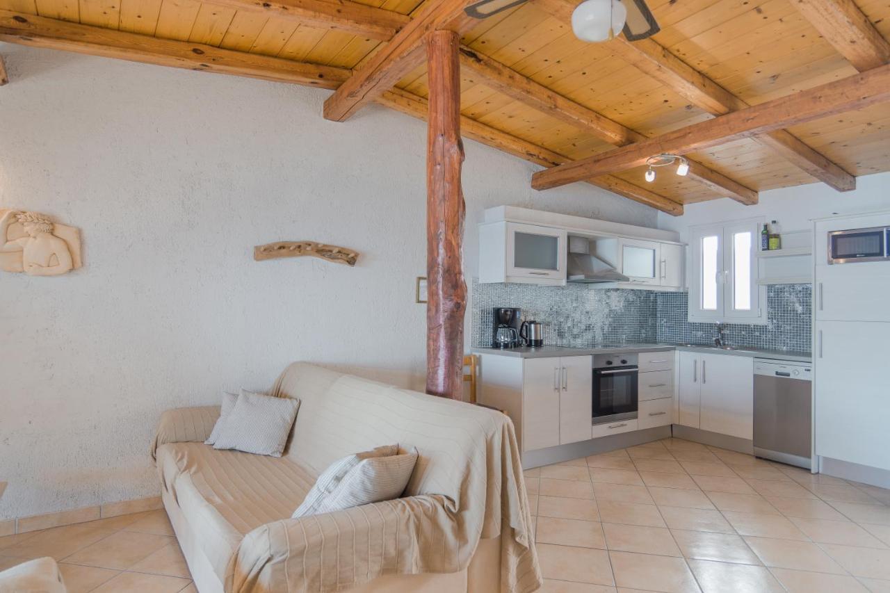 Villa Theodora View Apartments Polimnia Агиос Георгиос Пагон Екстериор снимка